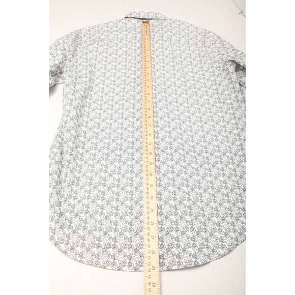 Robert Graham Shirt Mens Small White Gray Skulls AOP Flip Cuff - Picture 9 of 11